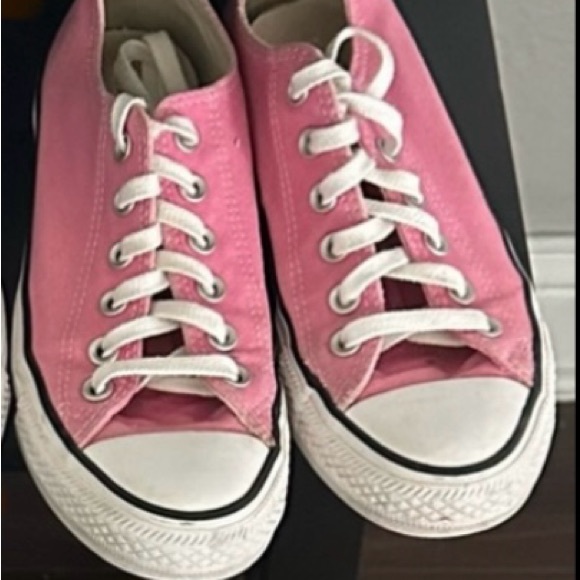 Converse Shoes - Pink Converse